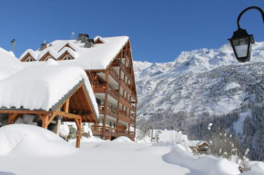 Отель Appart'Hotel La Perle de L'Oisans, Вожани